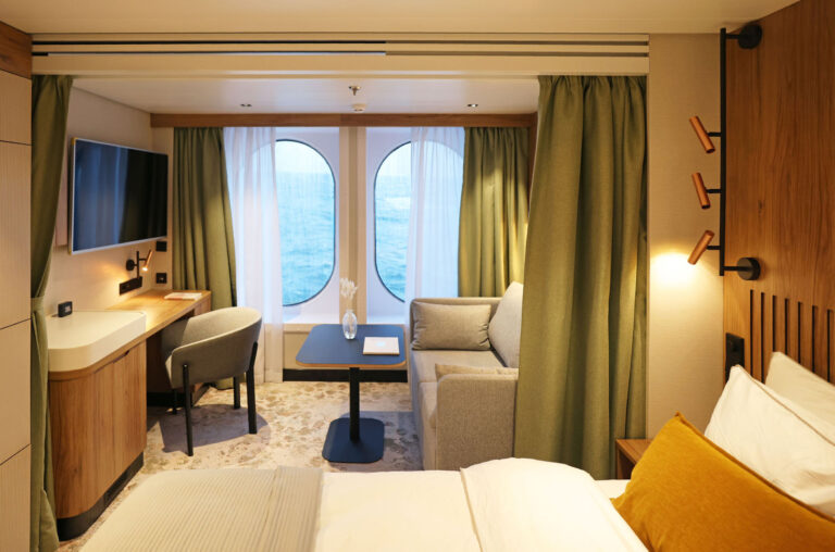 Oceanview stateroom 4-medium